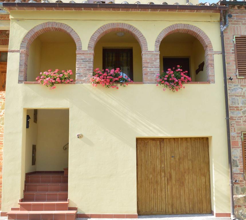 La Piccola Loggia Apartment Torrita di Siena Luaran gambar